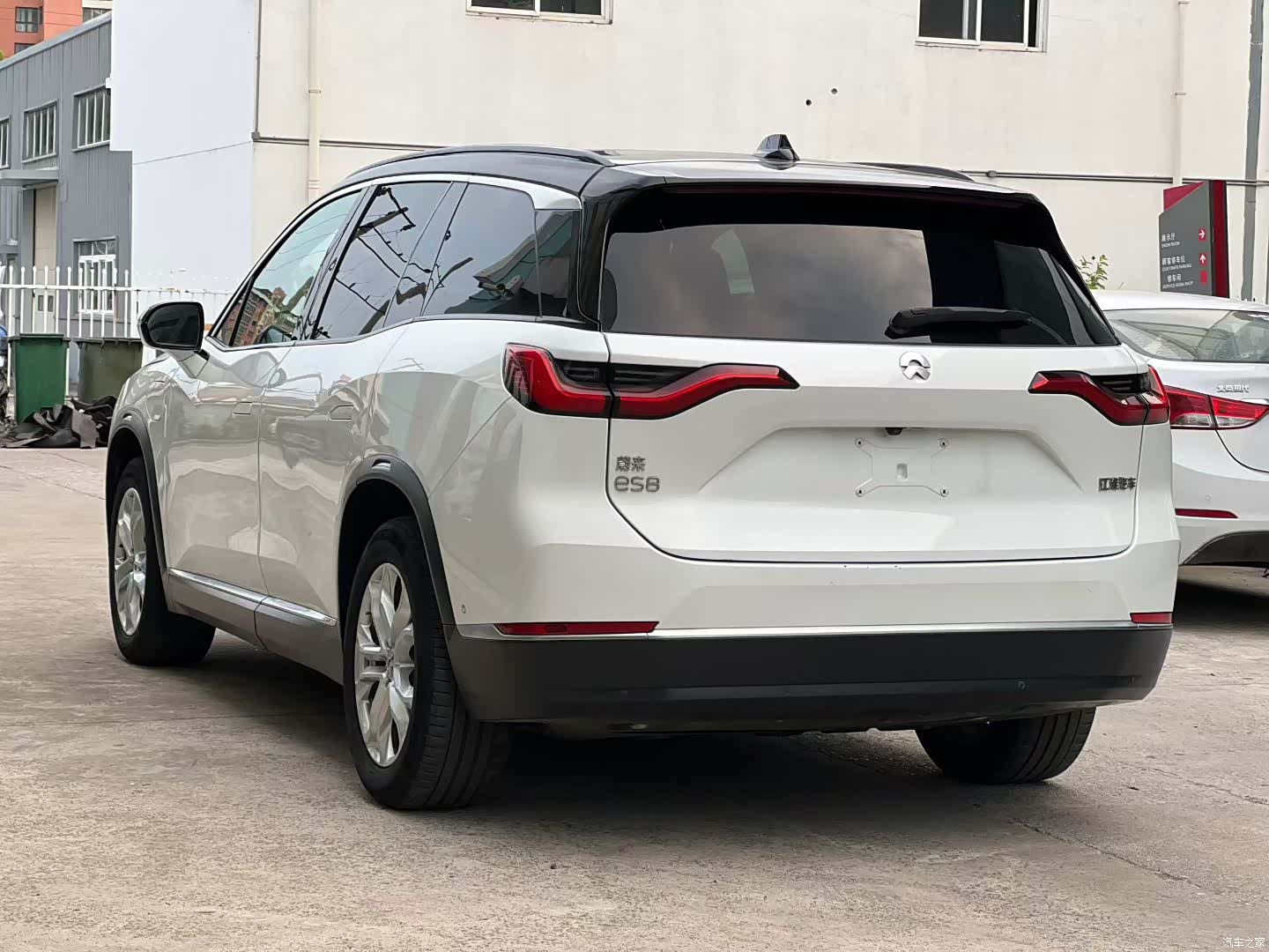 NIO ES8, 2020 7