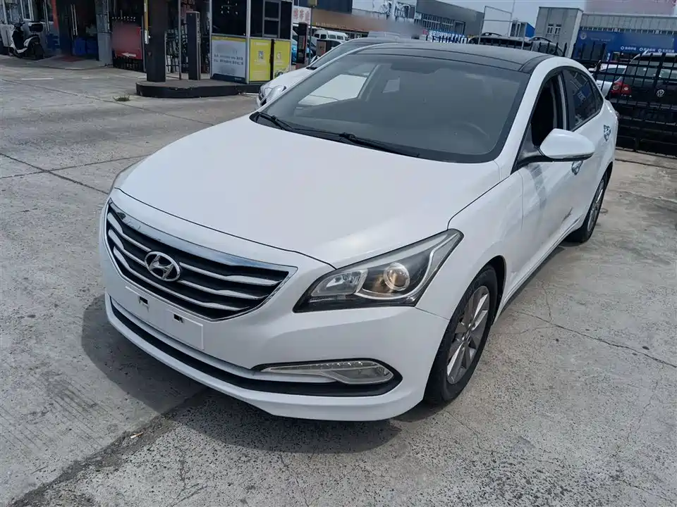 Hyundai Name picture