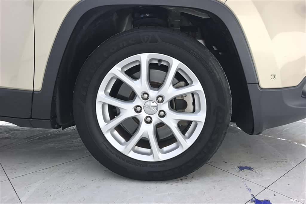 Jeep Cherokee, 2016 6