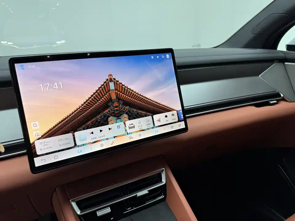 BYD Tang L
