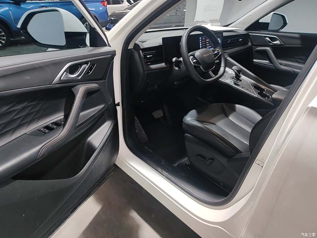 Roewe D5X, 2024 16