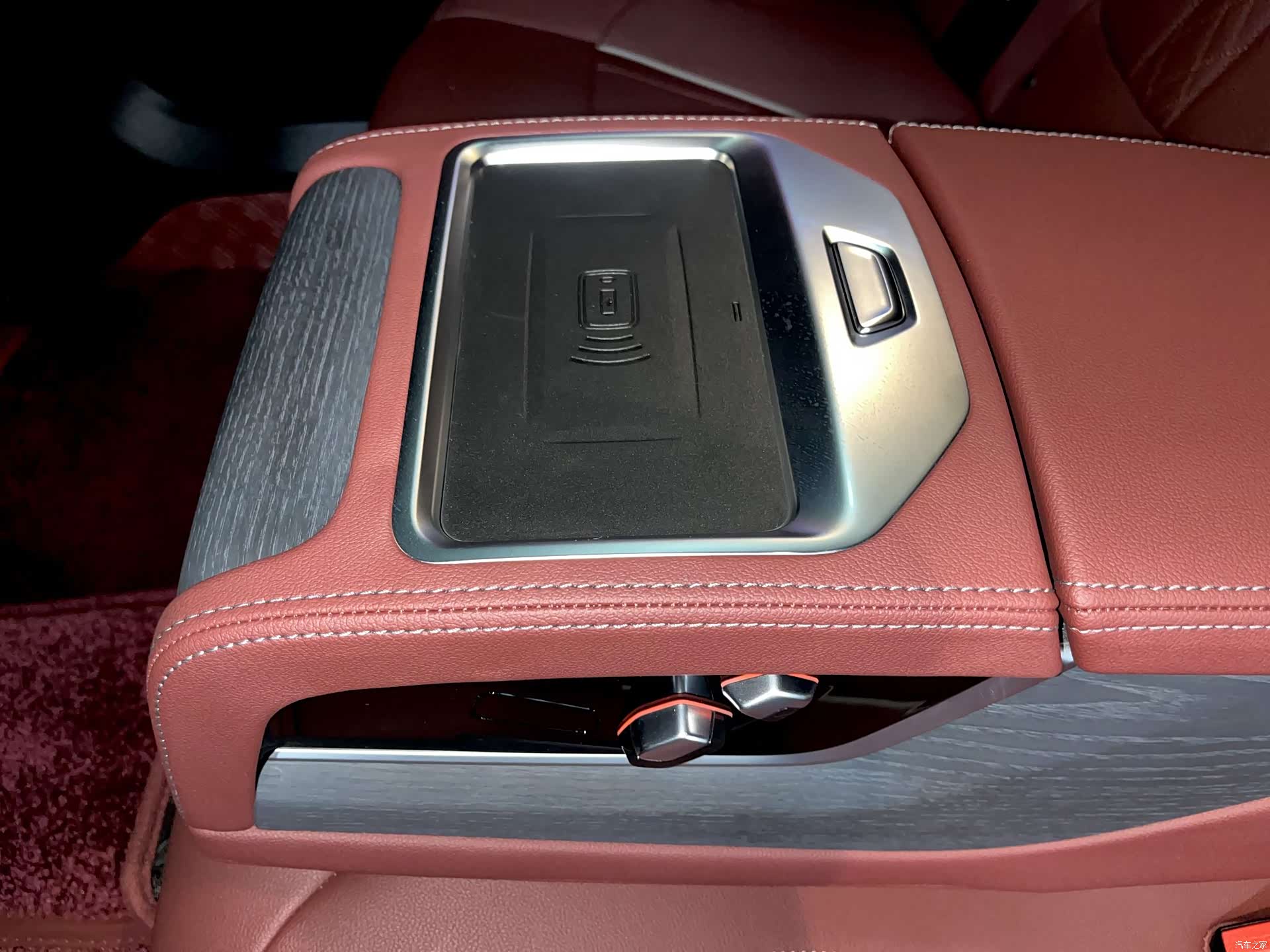 BMW 5 Series, 2023 12