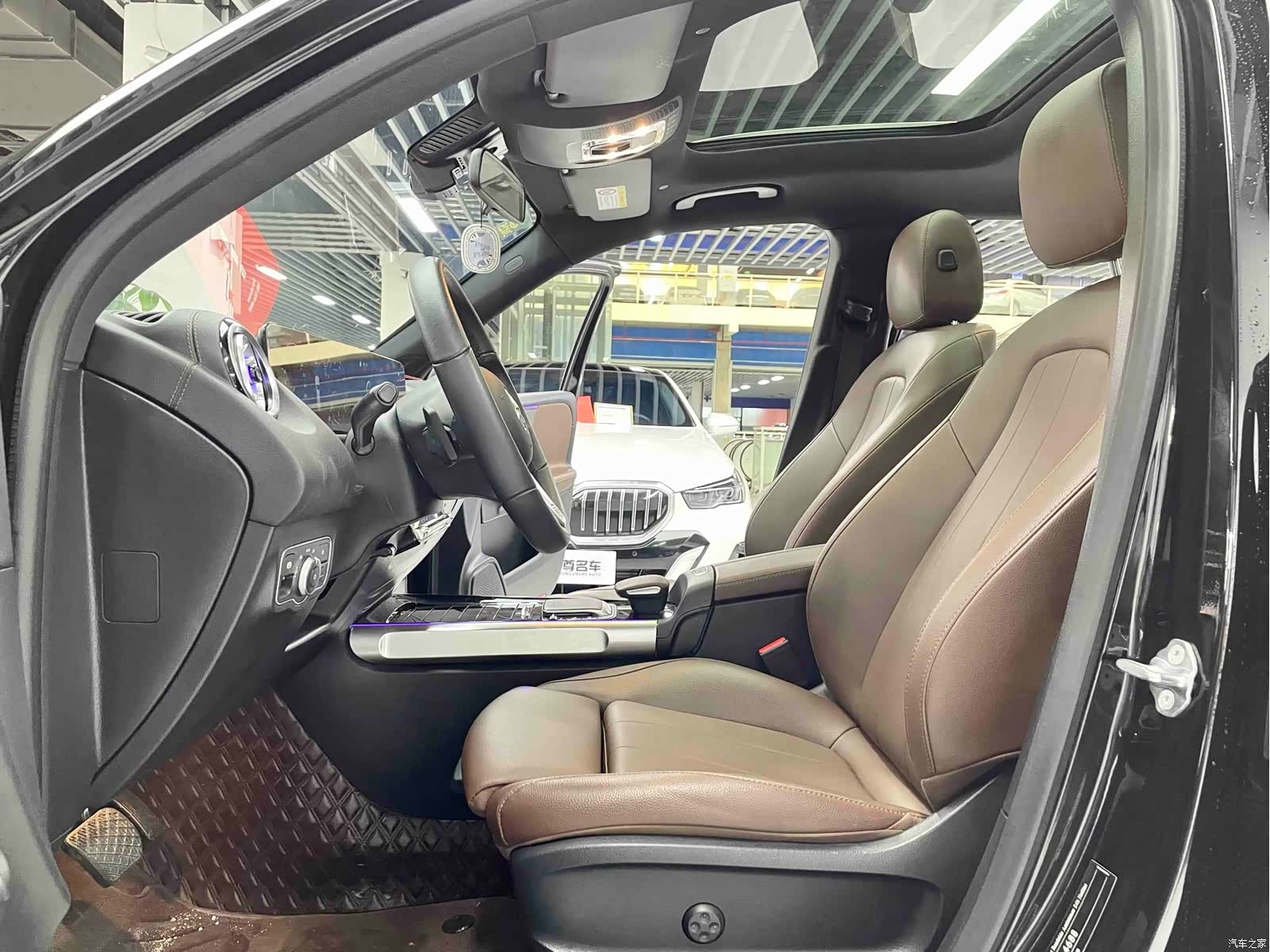 Mercedes-Benz GLB, 2023 4