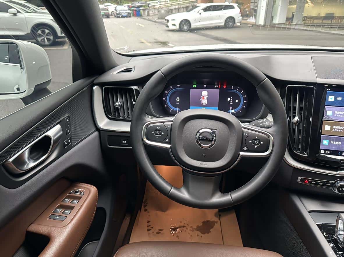 Volvo XC60, 2024 10