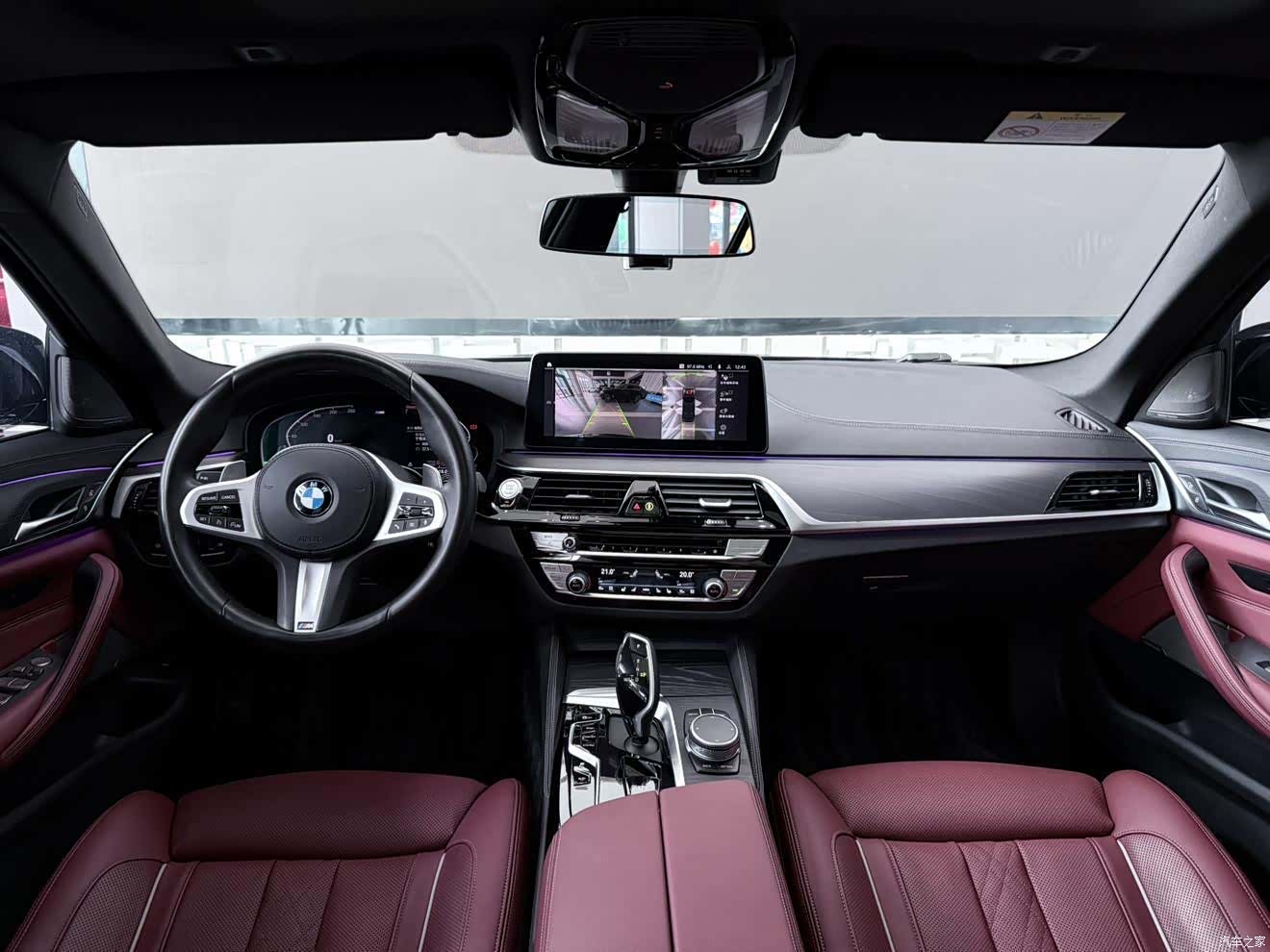 BMW 5 Series, 2021 11