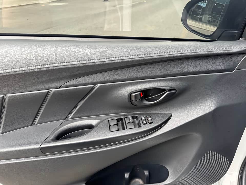 Toyota YARiS L Zhixuan