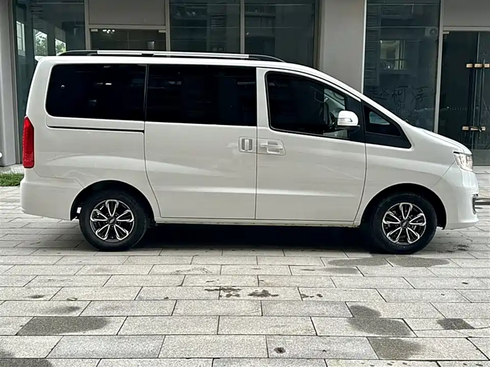 JAC Refine Ruifeng M3
