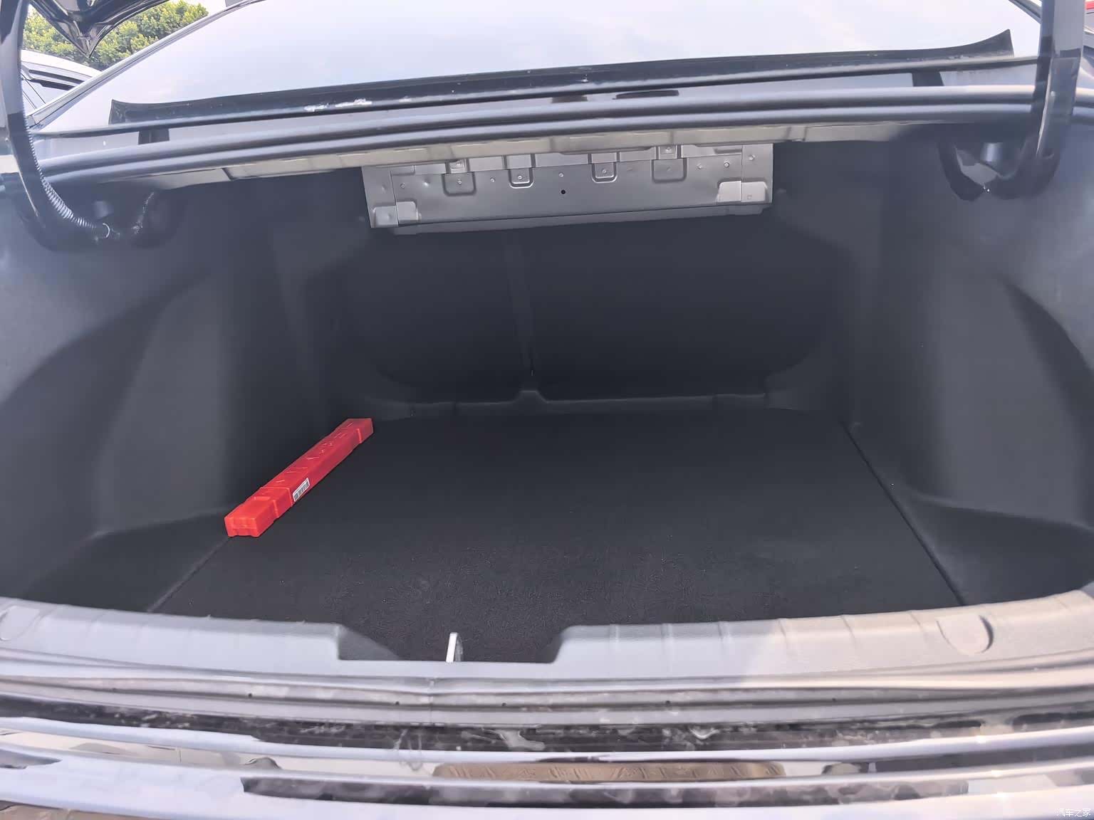 Geely Preface, 2024 16