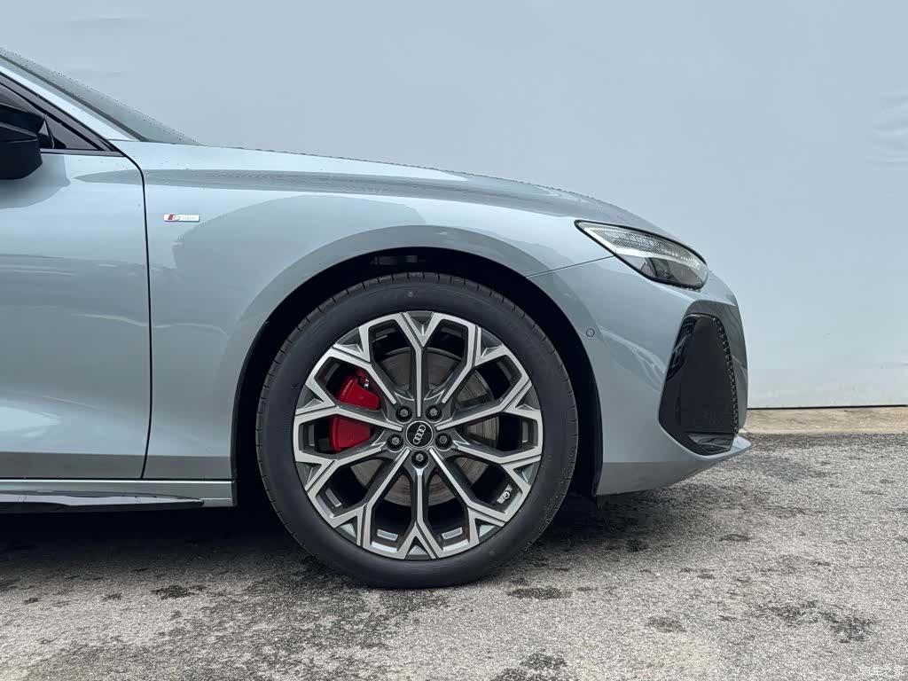 Audi A6L, 2026 3