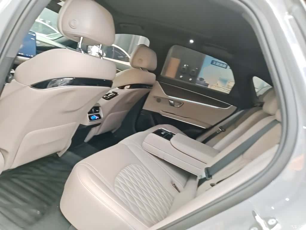 BYD Han, 2025 17