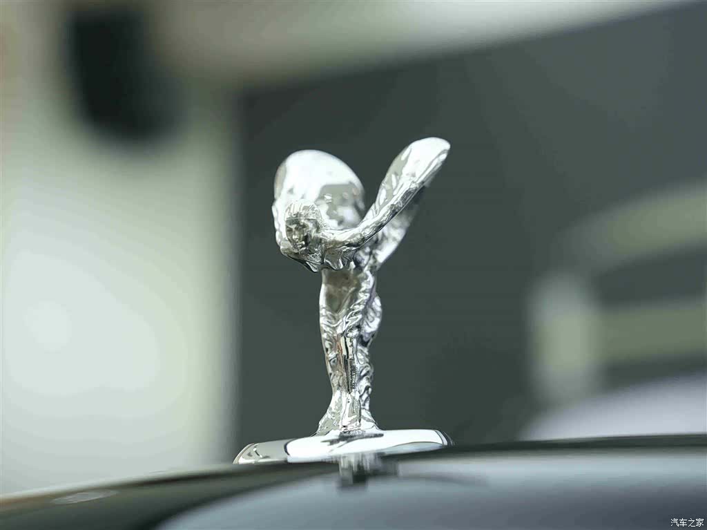 Rolls-Royce Cullinan, 2022 32