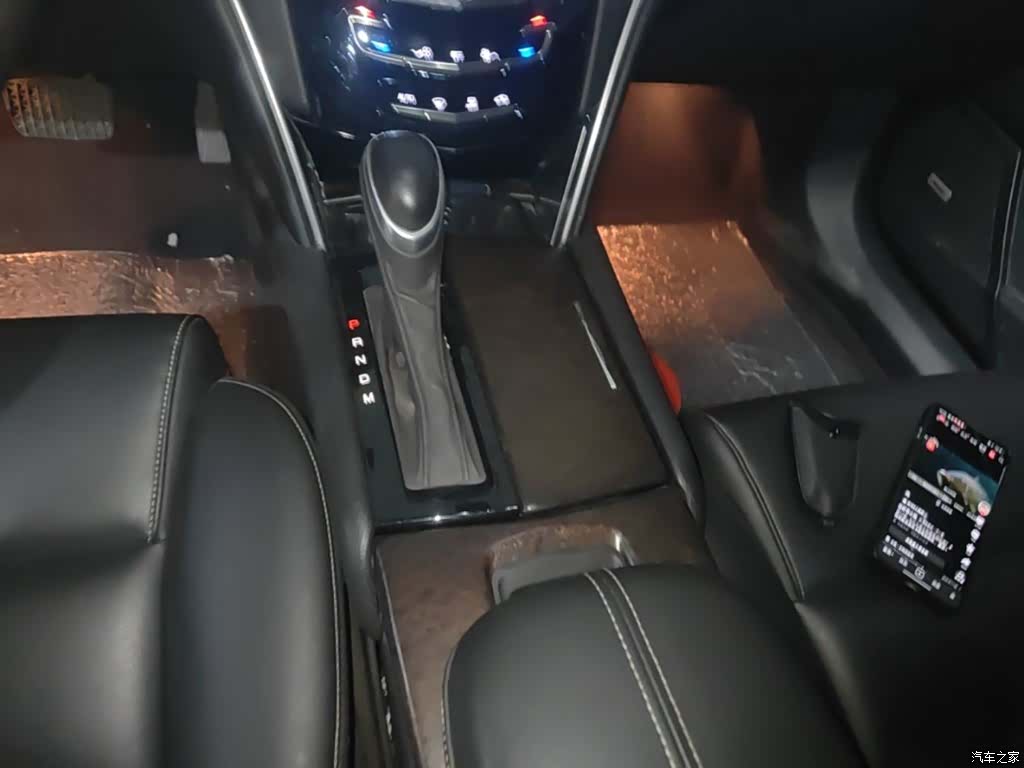 Cadillac XTS, 2019 14