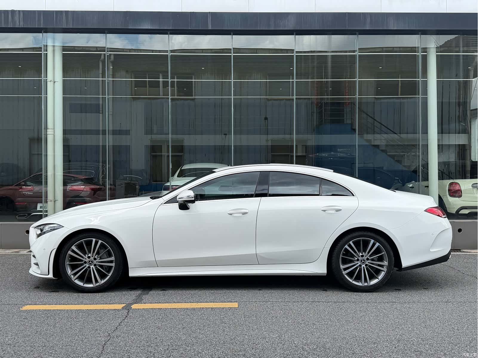 Mercedes-Benz CLS, 2021 3