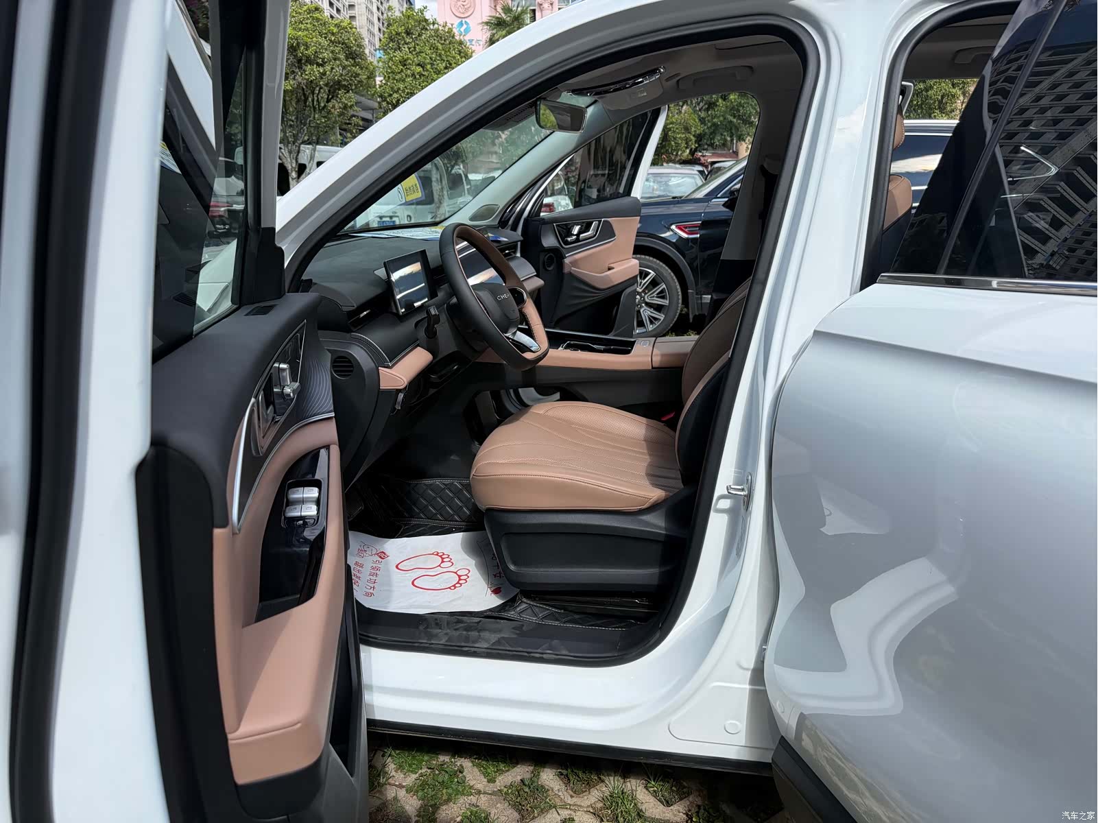 Chery Tiggo 8, 2025 6