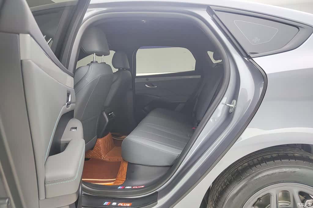 BYD Qin, 2025 11