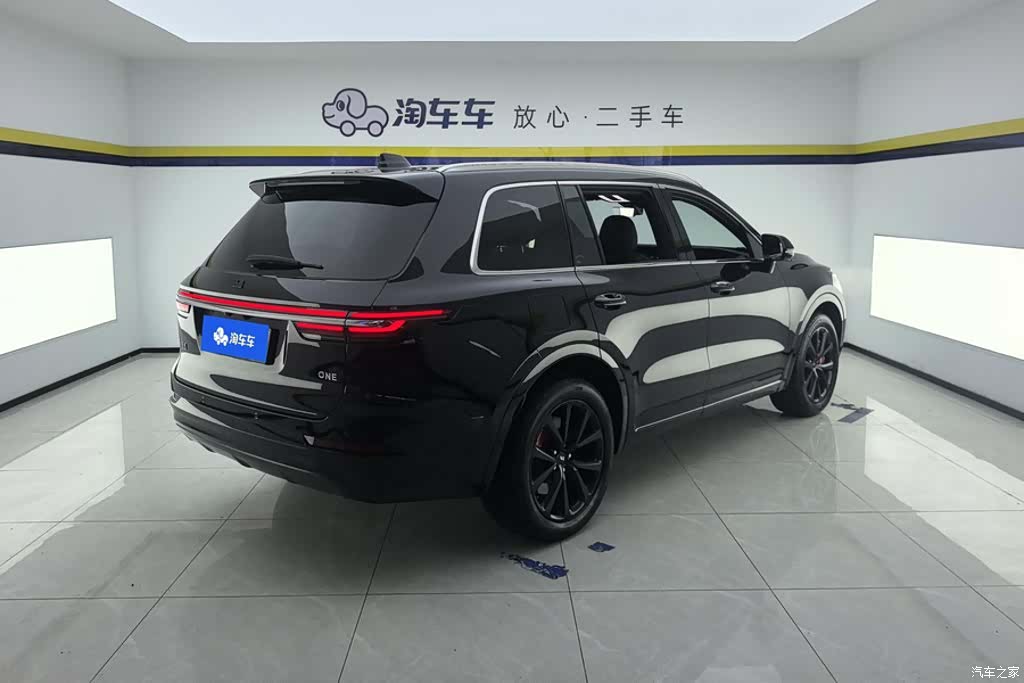 Li Auto ONE, 2022 3