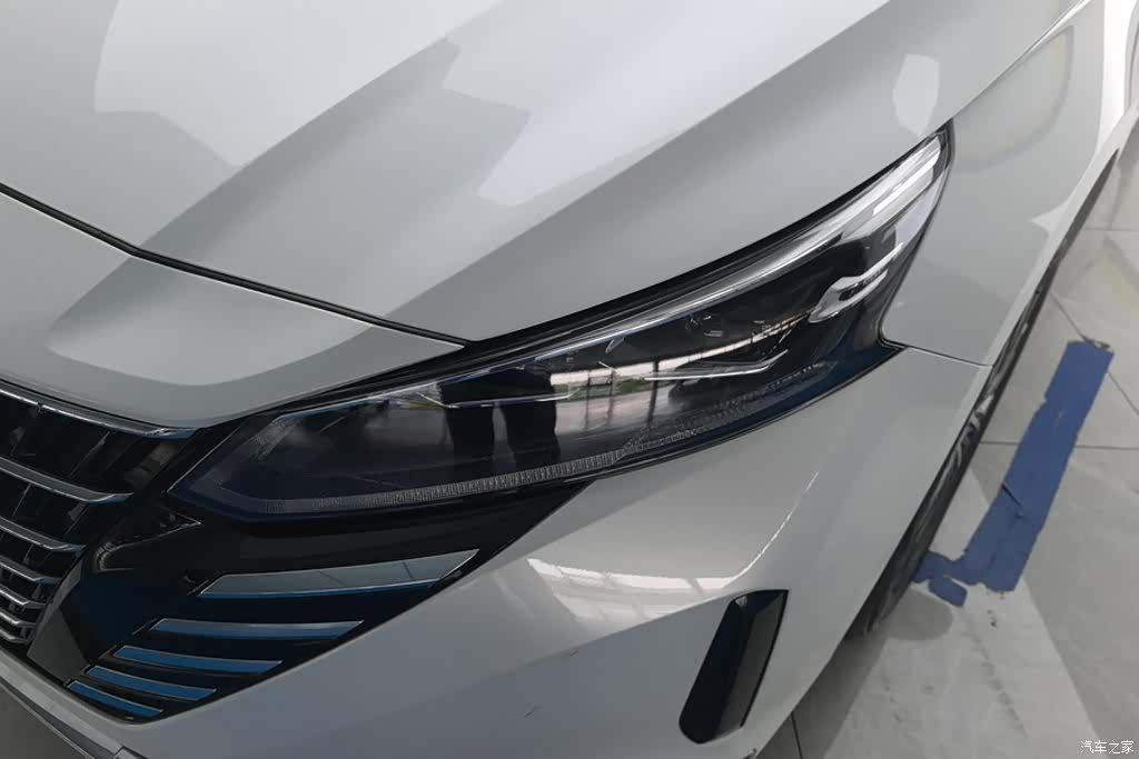 Nissan Teana, 2024 все фото