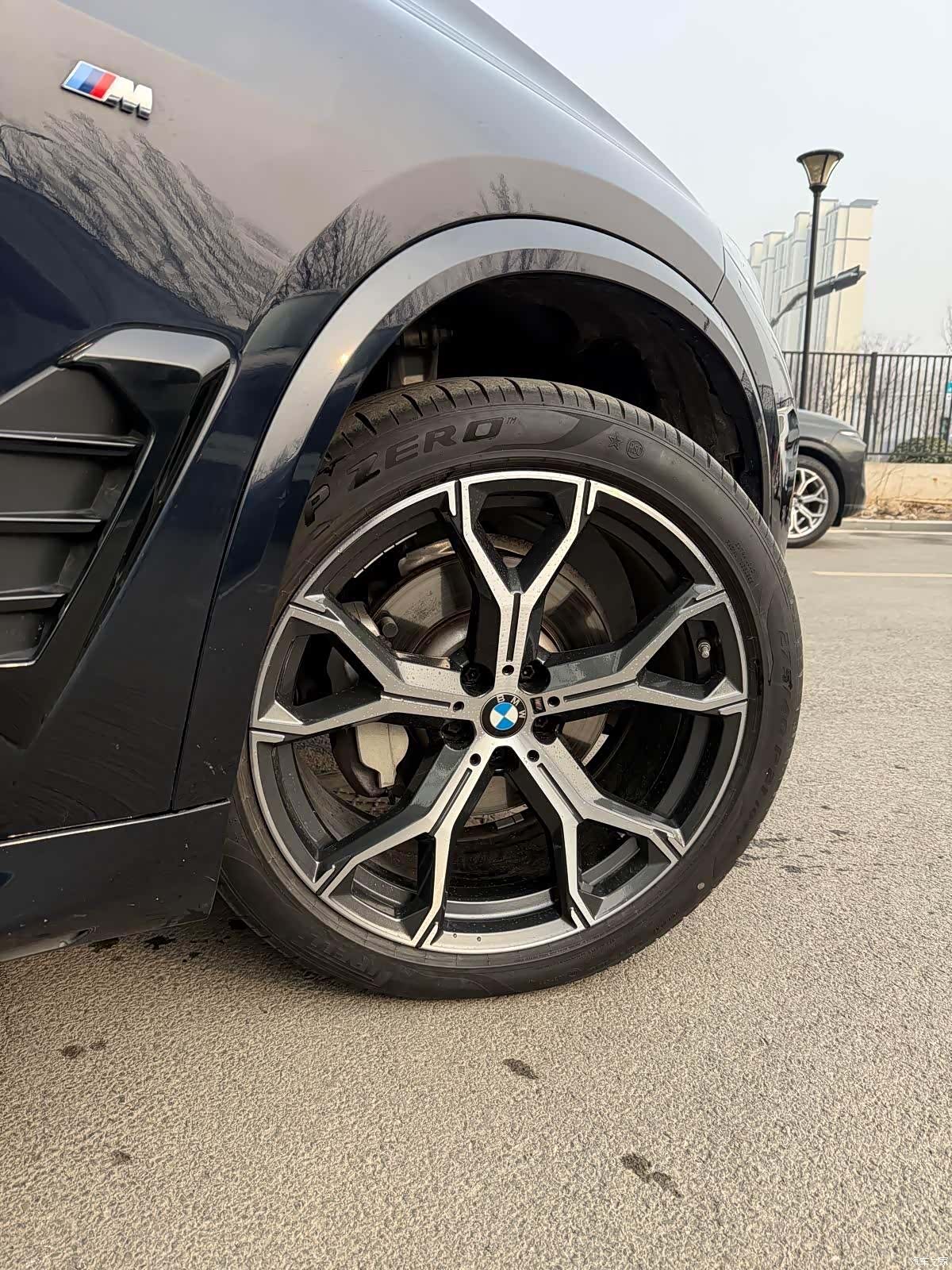 BMW X5, 2025 12