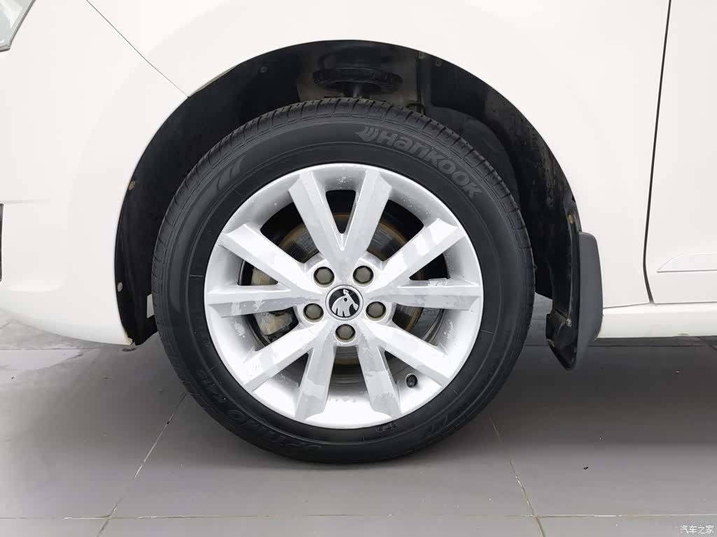 Skoda Rapid, 2014 17