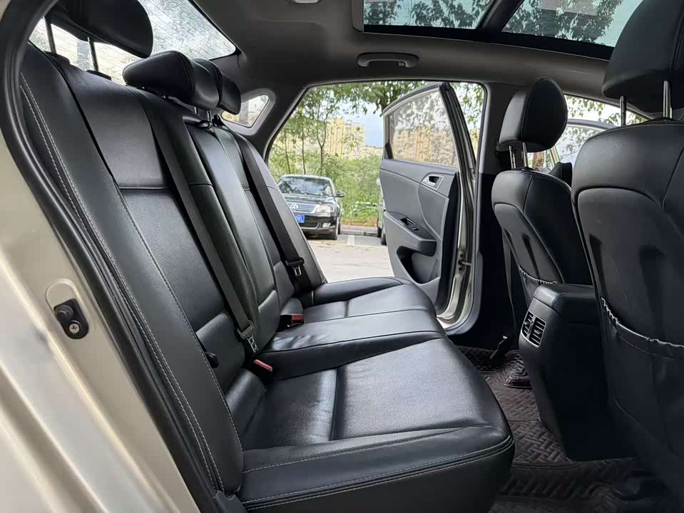 Hyundai Name picture