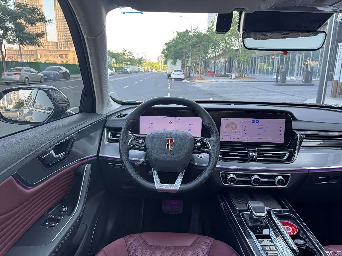 Hongqi HS5, 2023 8