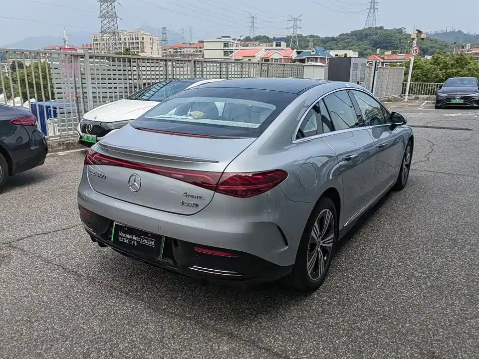 Mercedes-Benz EQE