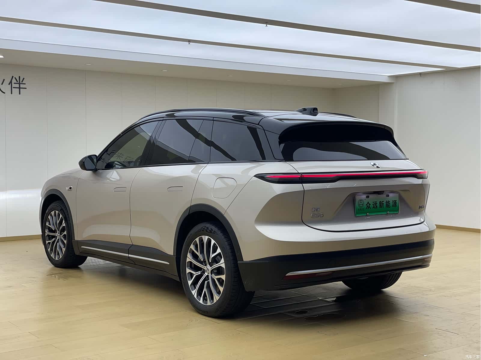 NIO ES6, 2023 8