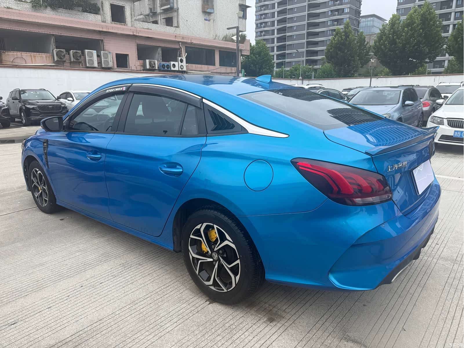 MG MG5, 2021 13