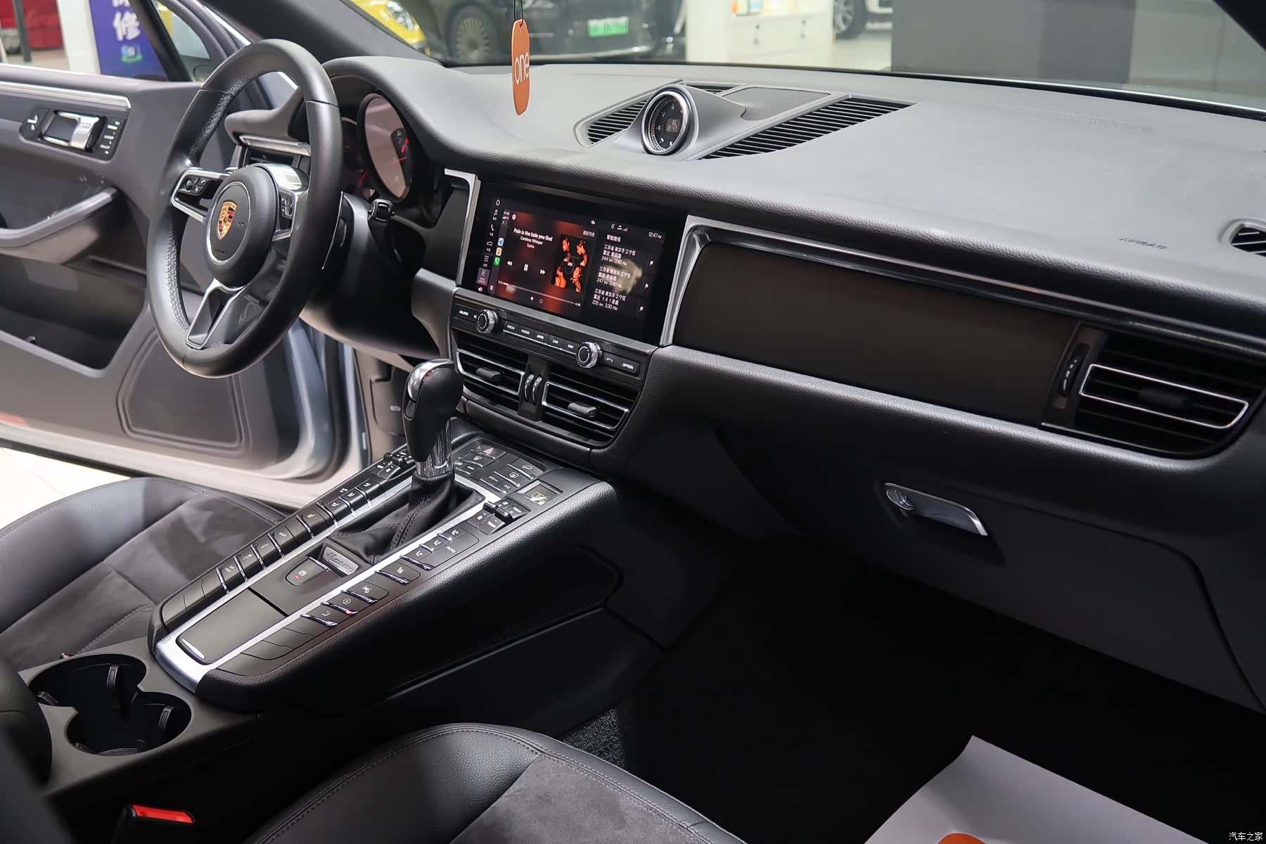 Porsche Macan, 2020 11