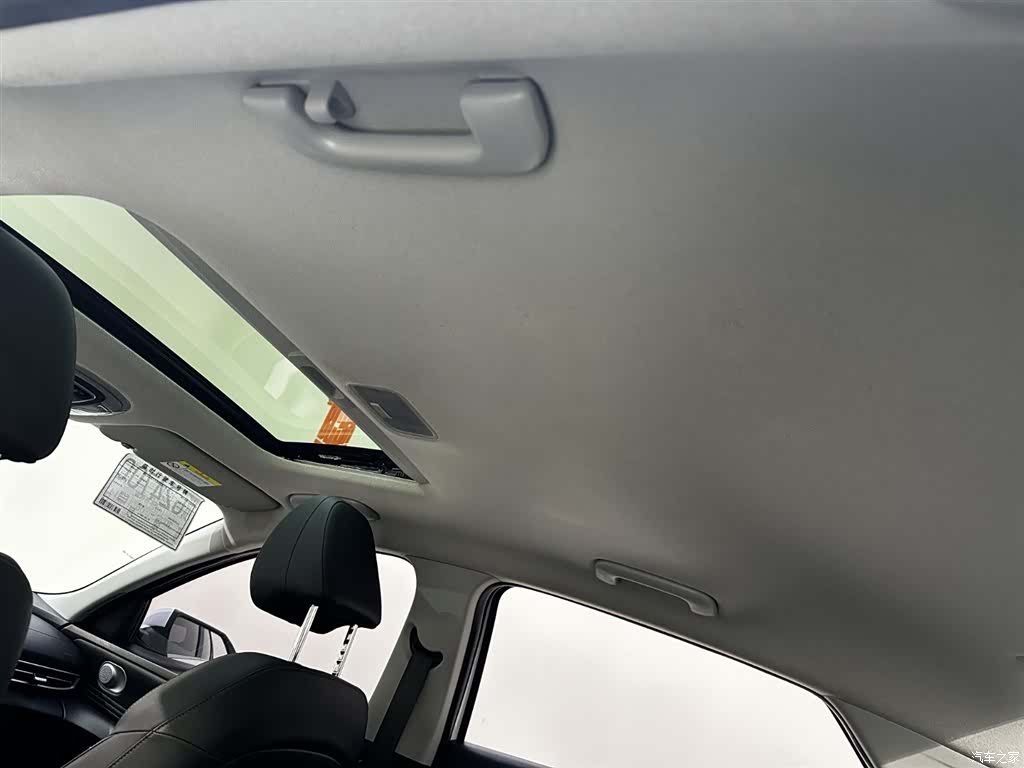 Hyundai Elantra, 2022 22
