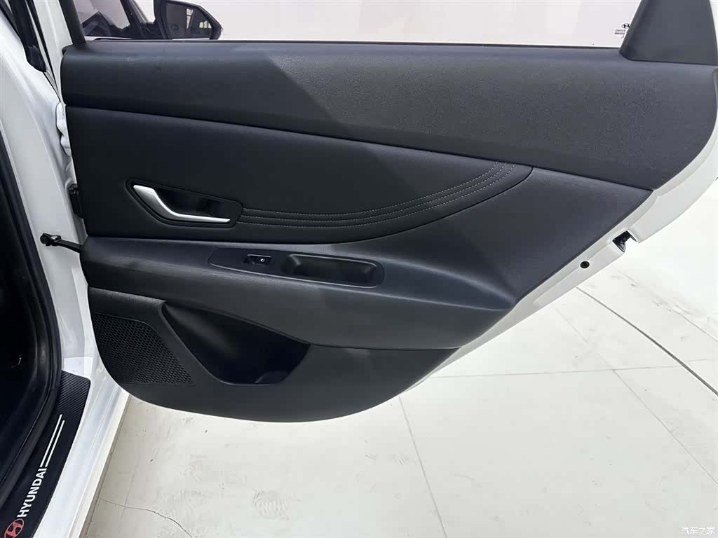 Hyundai Elantra, 2022 21