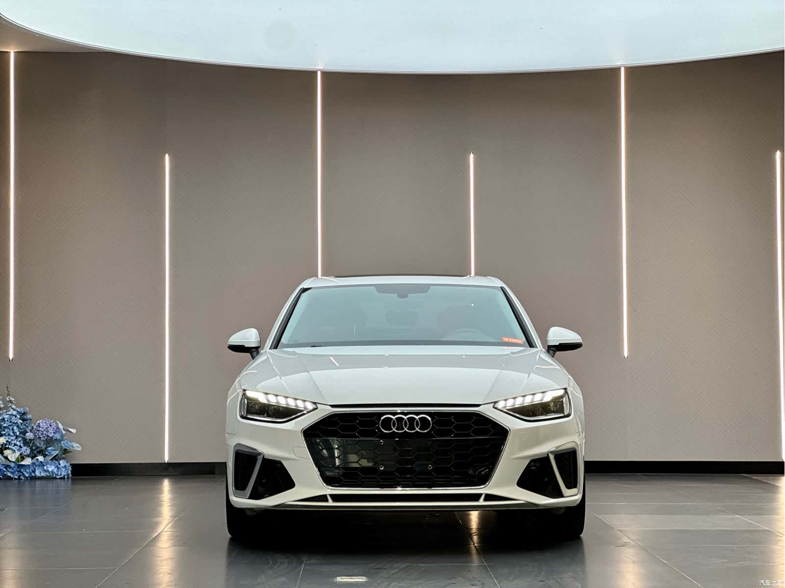 Audi A4L, 2022 2