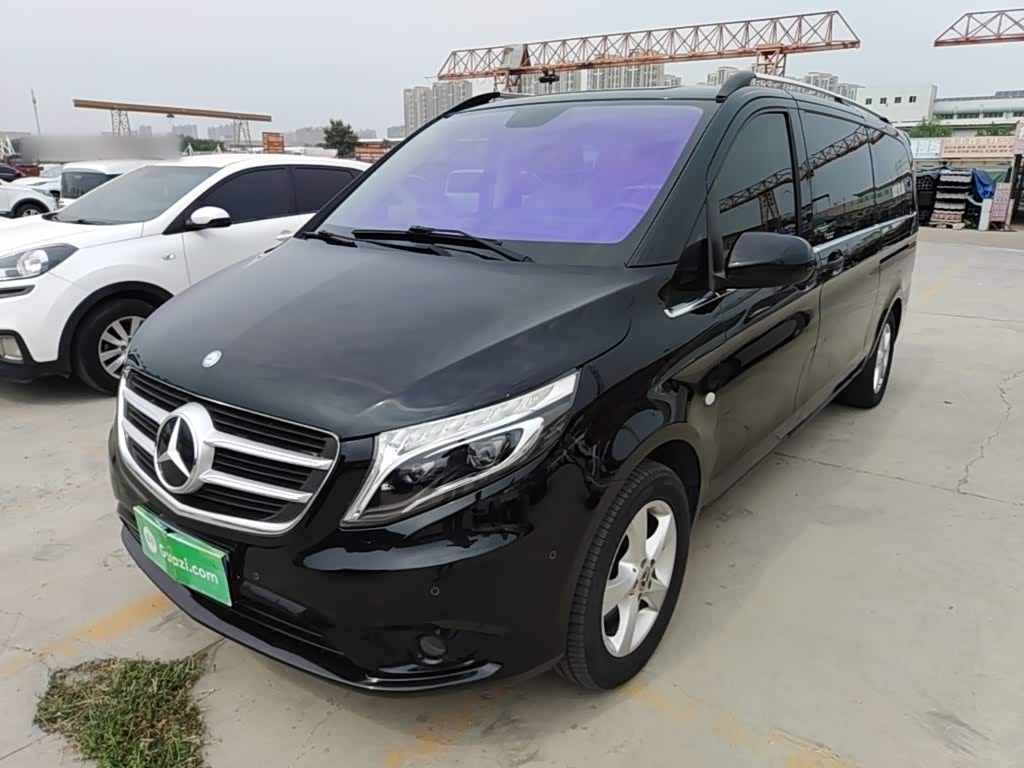 Mercedes-Benz Vito 2020 2.0T 7 мест