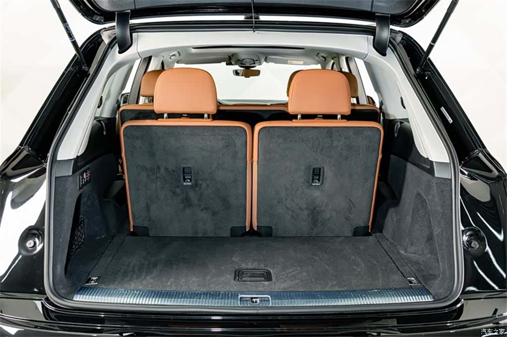 Audi Q7, 2024 24