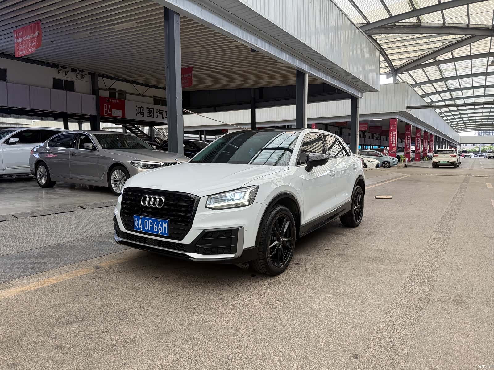 Audi Q2L, 2018 1