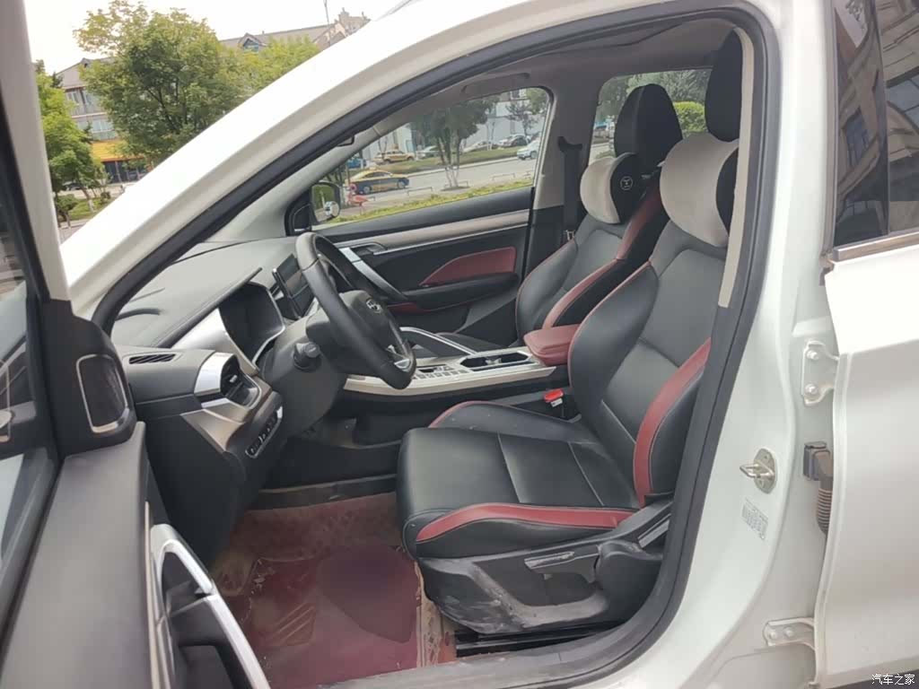 Geely Coolray, 2021 15