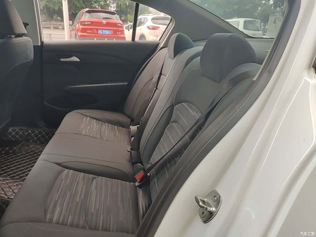 Chevrolet 320, 2019 17