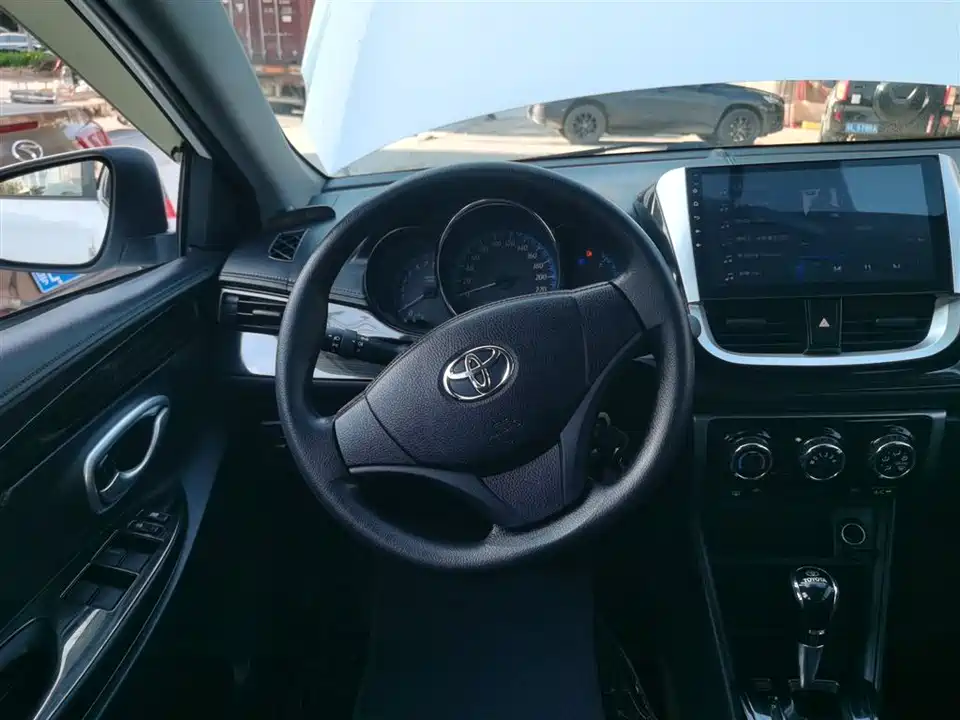 Toyota YARiS L Zhixuan