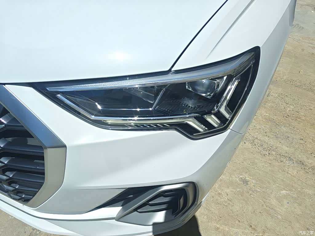 Audi Q3, 2022 24