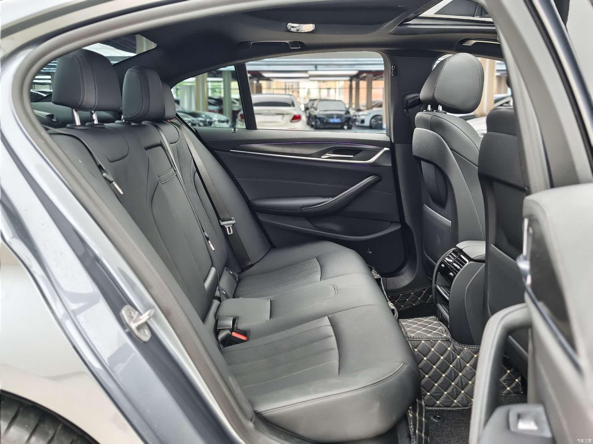 BMW 5 Series, 2021 10