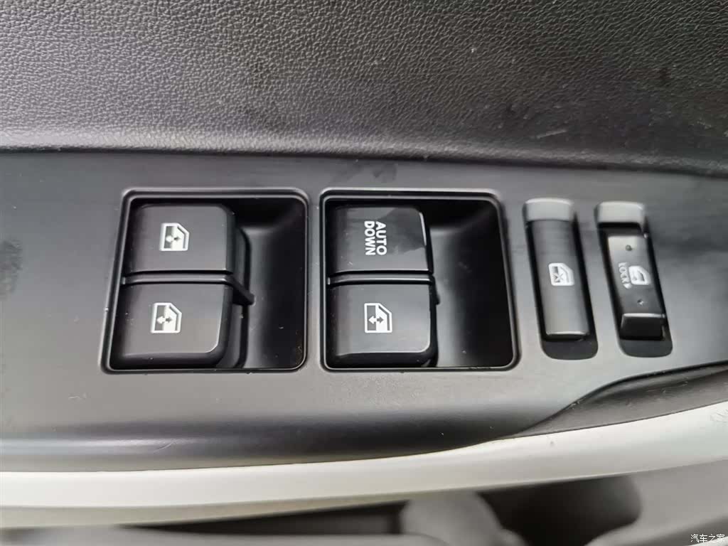 Changan CS35, 2016 9
