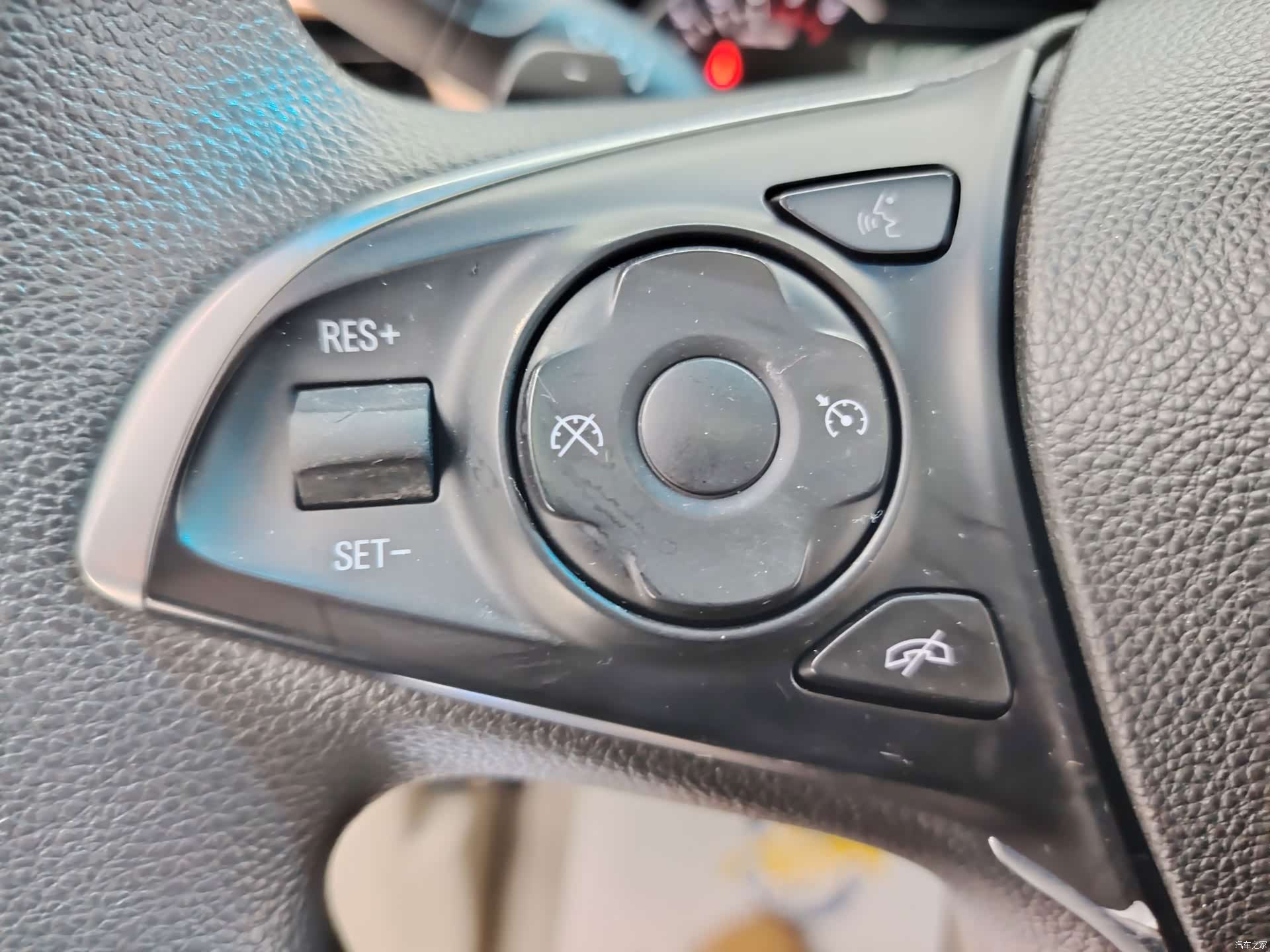 Buick GL8, 2019 18