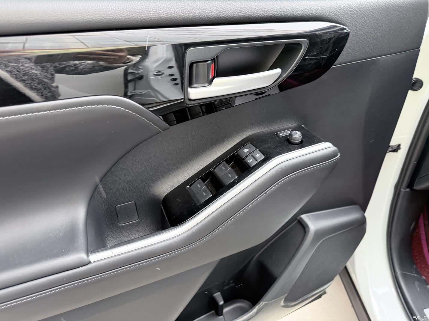 Toyota Highlander, 2023 10