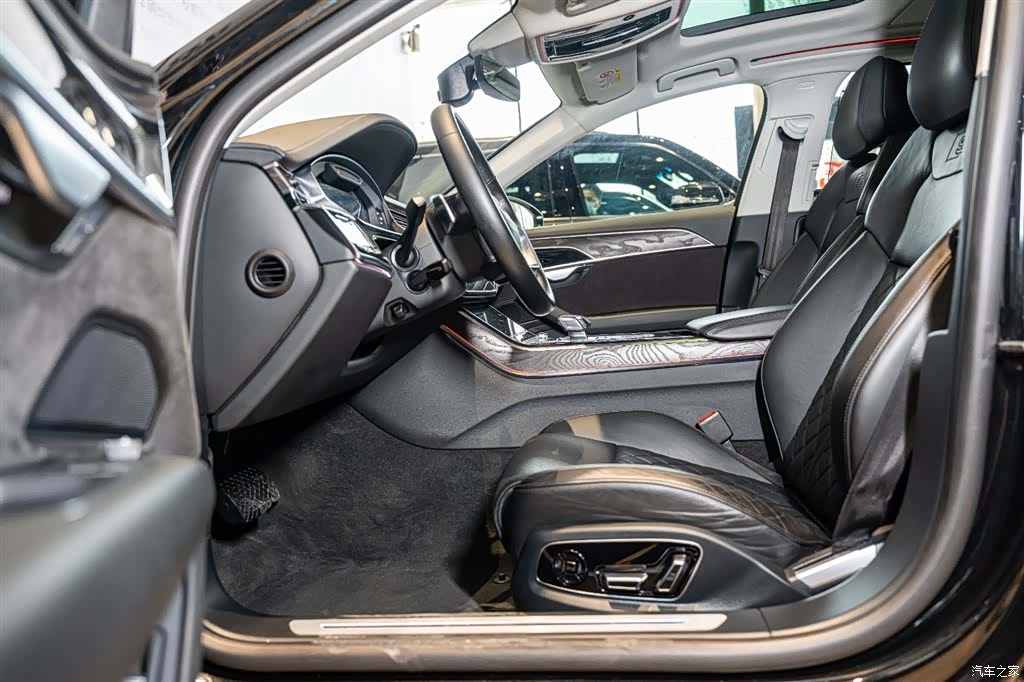 Audi A8L, 2021 7