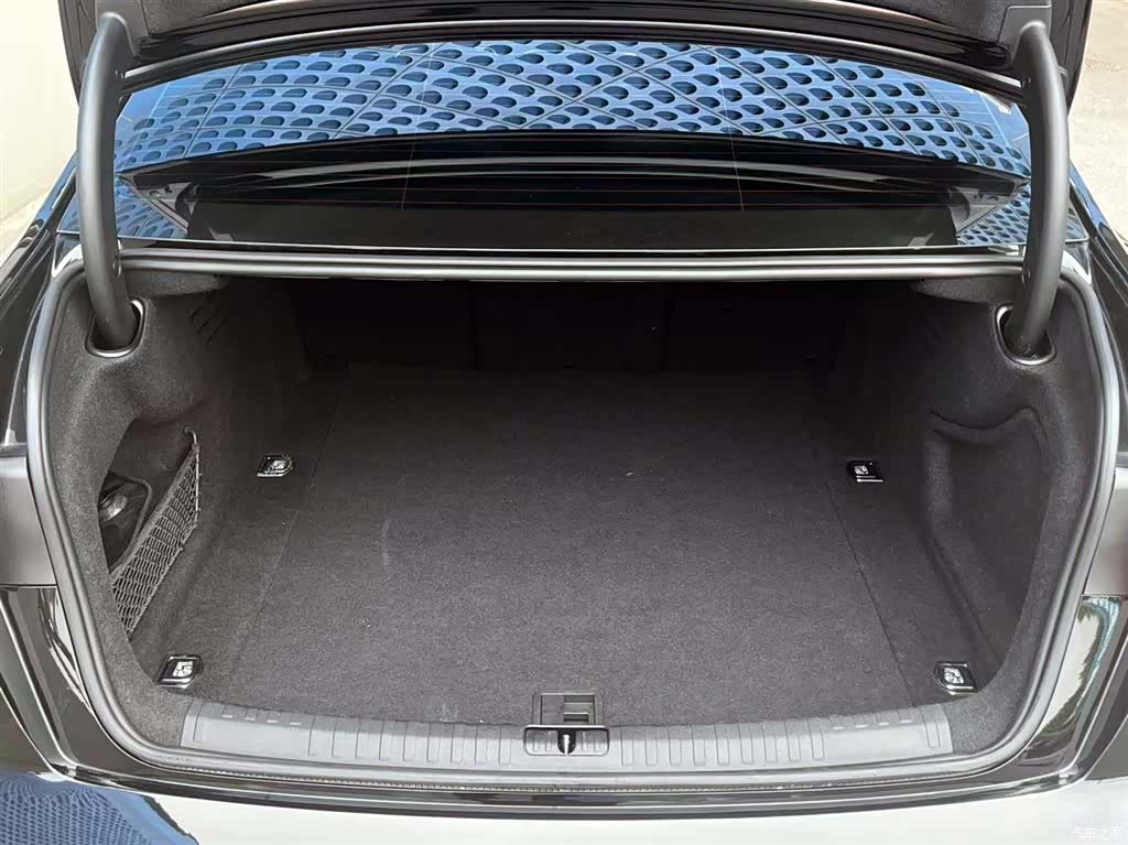 Audi A6L, 2025 7