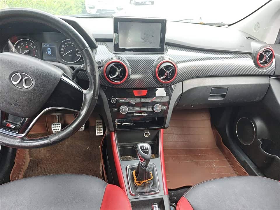BAIC Shenbao X25 BAIC Shenbao X25