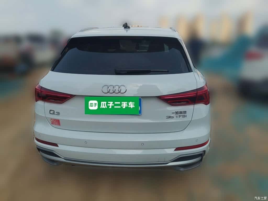 Audi Q3, 2023 4