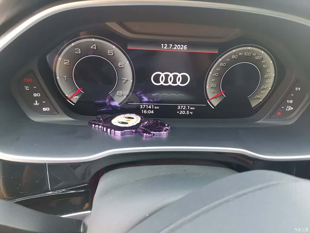 Audi Q3, 2023 9
