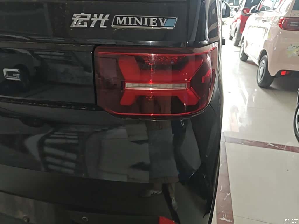 Wuling MINIEV, 2022 8