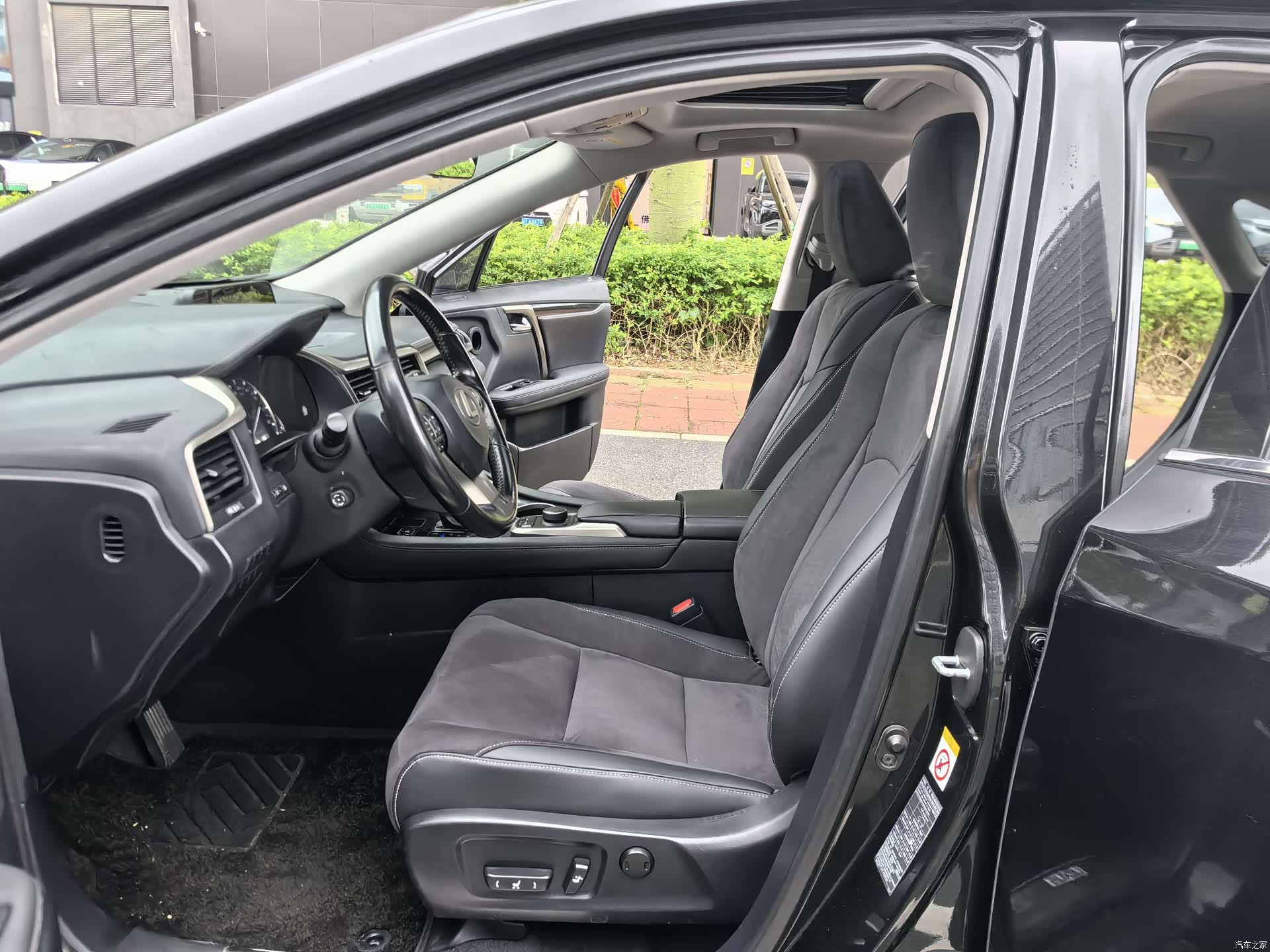 Lexus RX, 2016 10